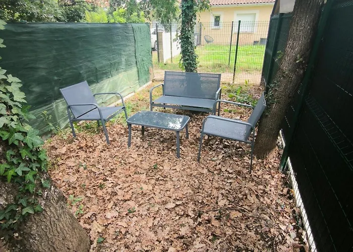 Maisonnette Avec Jardin