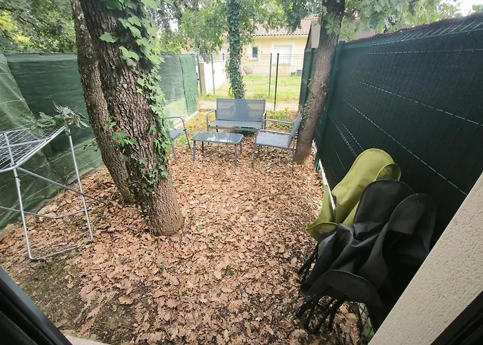 Maisonnette Avec Jardin