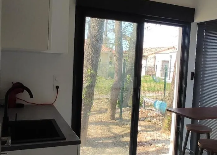 Maisonnette Avec Jardin