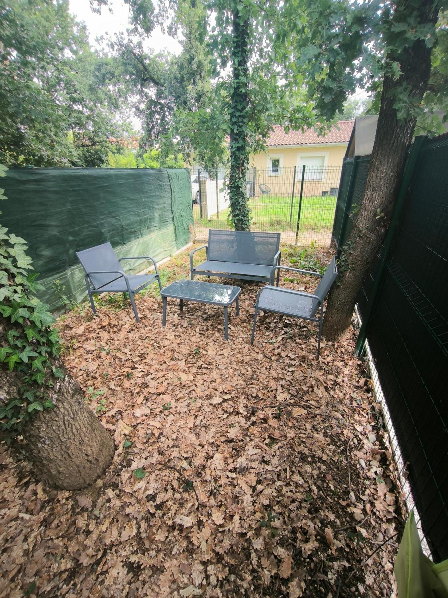 Maisonnette Avec Jardin *